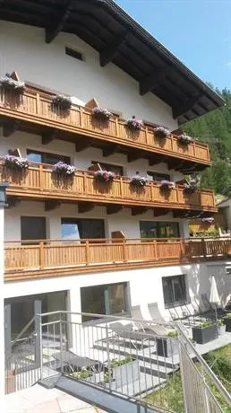 Hotel Garni Fiegl Apart - Image 1