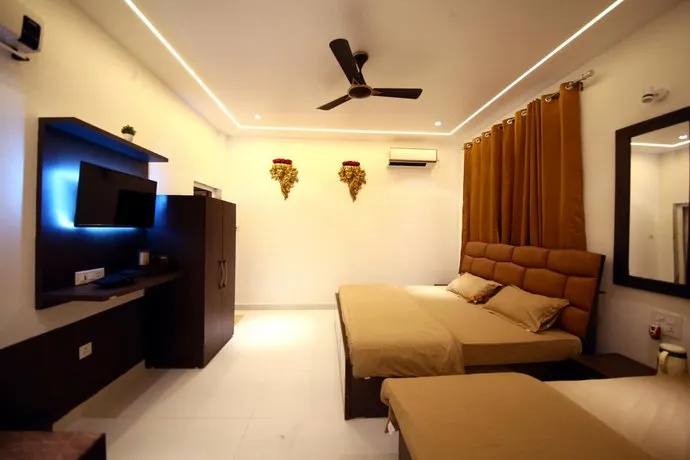Shri Vyas HomeStay-Tranquility & Peace in Elegance - Image 1