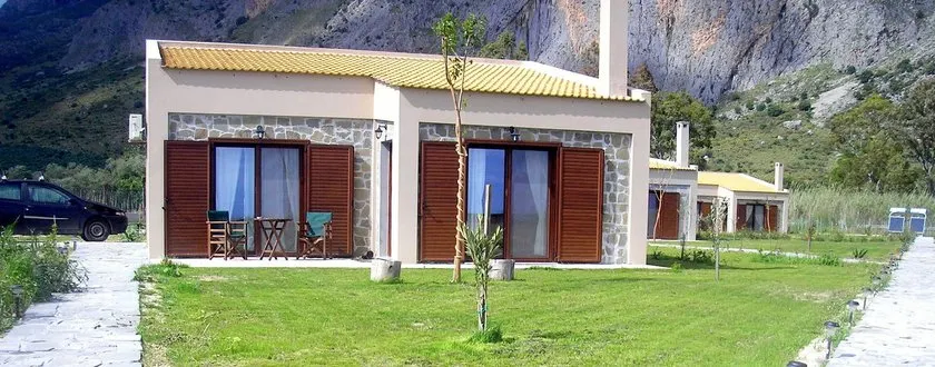 Kryoneri village - Image 1