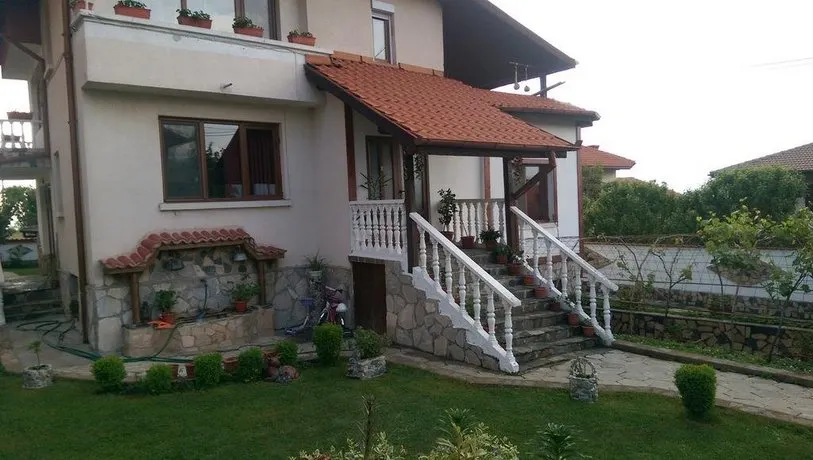 Medi Guest House - Image 1