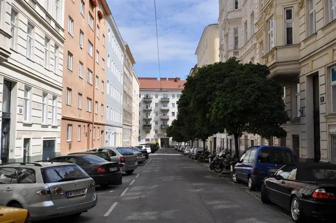 Hotel Pension Bosch - Image 1
