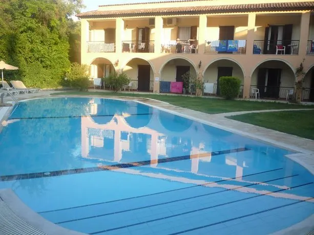 Annaliza Apartments - Image 1