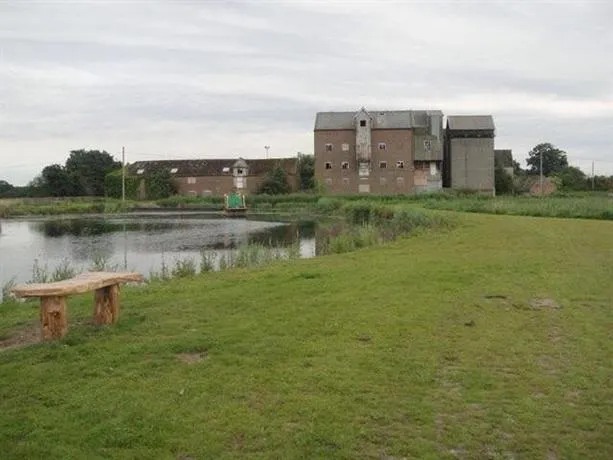 Holly Farm - Image 1