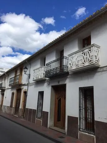 CA CORRALES: como en la playa, pero en el pueblo - Image 1