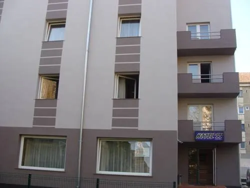 Hotel Lan - Image 1