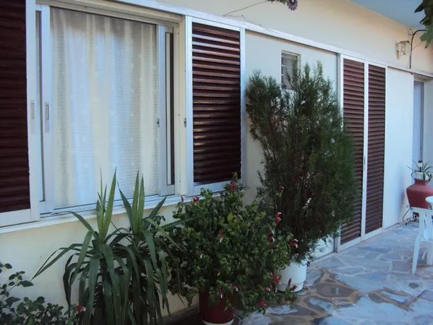 Maria Pantermou Rooms - Image 1