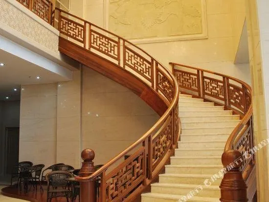 YINXIANG SHUXI HOTEL - Image 1
