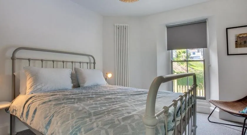 Bath Cottage - Image 1
