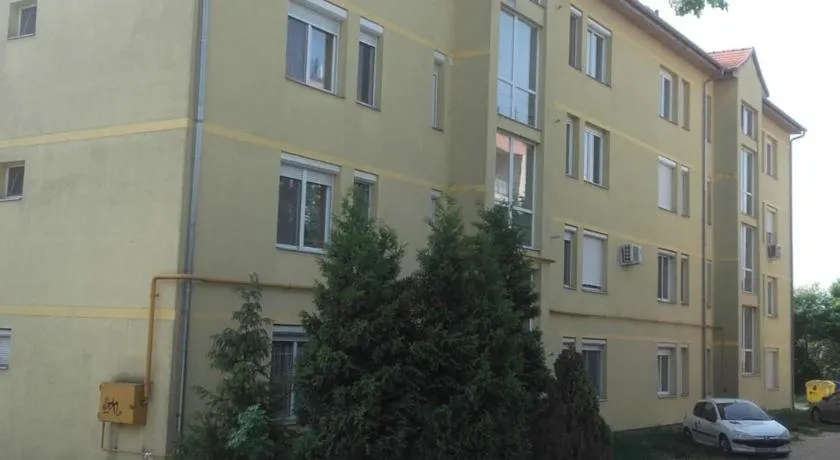 Pe-Ki Apartman Varpalota - Image 1