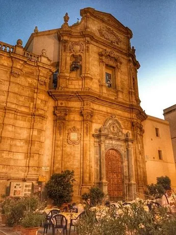 Angelogiuseppe Guest House - Image 1