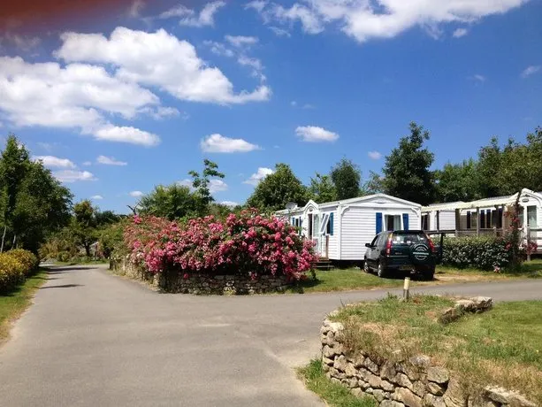 Jantom Holidays - Image 1