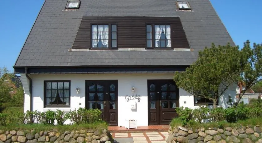 Hooge Oland Grode - Image 1