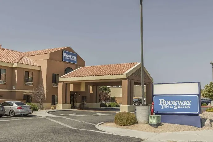 Rodeway Inn & Suites 29 Palms Joshua Tree National Park - Image 1