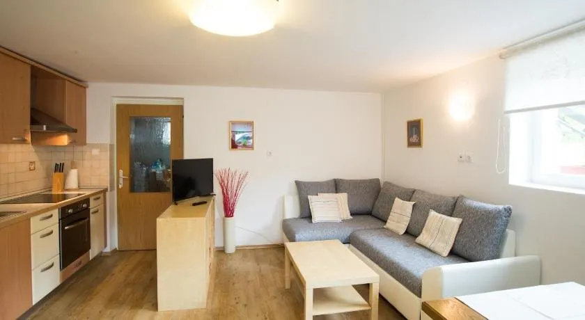 Apartment Ani - Image 1
