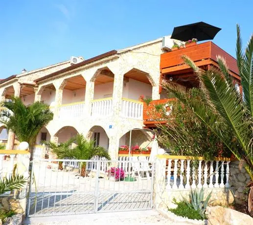 Apartment Nada - Image 1