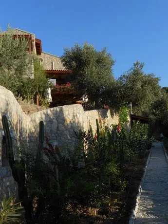 Villa Narlidere - Image 1