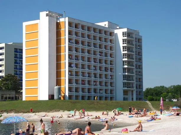 Hotel Cometa - Image 1