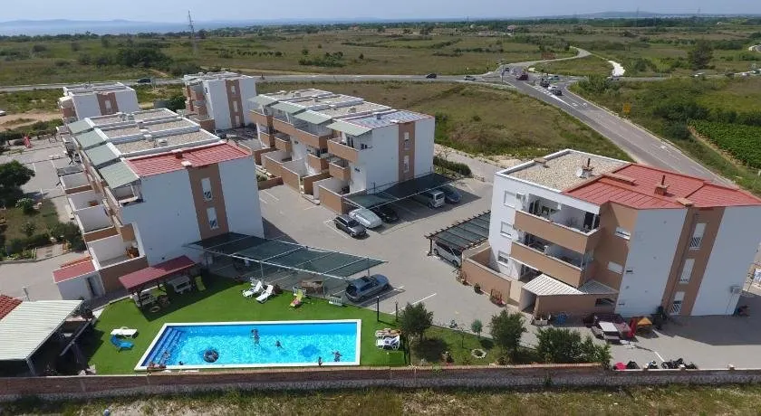 Apartment Village Nin - Image 1