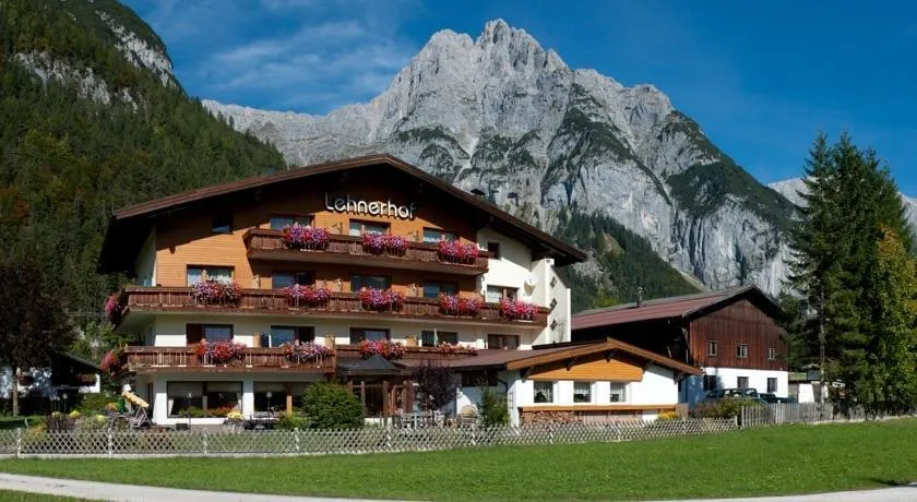 Pension Lehnerhof - Image 1