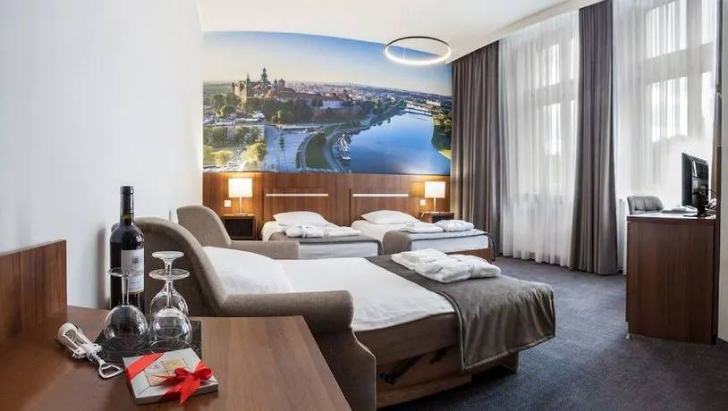 ALEXANDER II HOTEL - Image 1