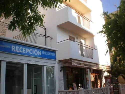 Apartamentos Malacosta - Image 1