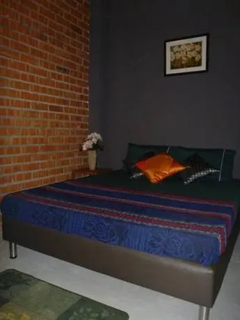 Batu Bata Guesthouse - Image 1