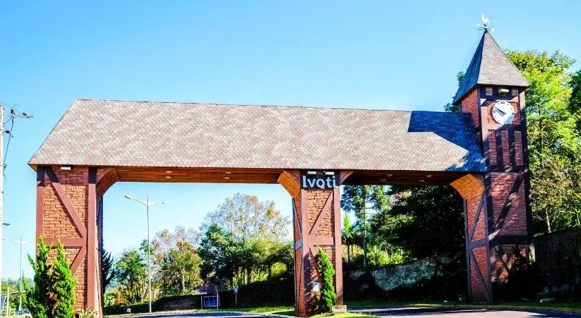 Hotel Visão - Image 1