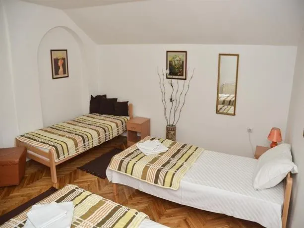 Studios Zlatnik - Image 1