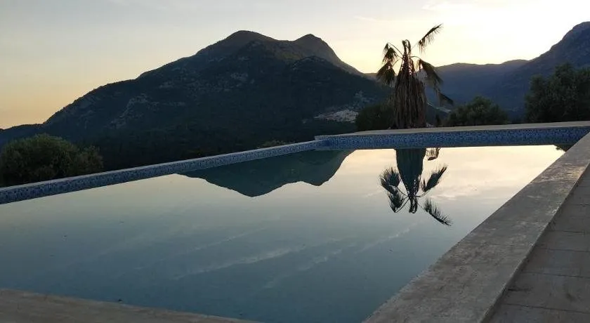 Secret Haven Villa - Image 1