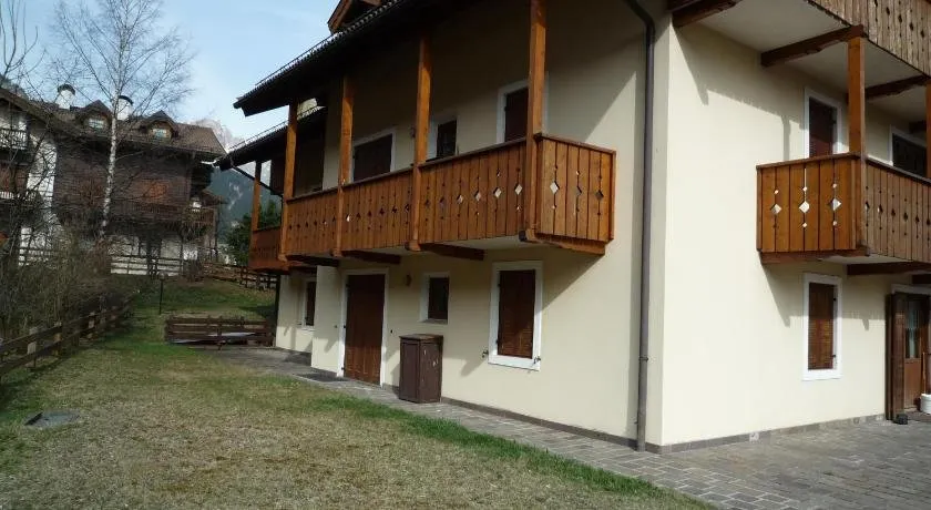 Villa Iris - Image 1