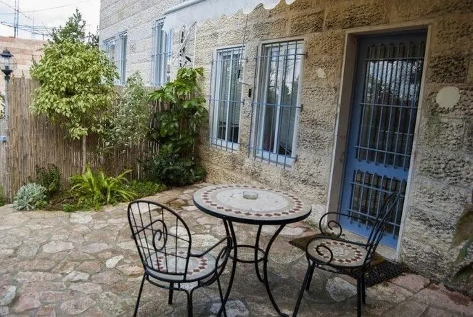 Peled House Of Art - Image 1