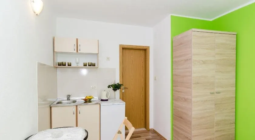 Apartments Deni 10 - Image 1