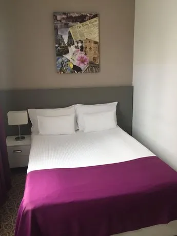 88 Rooms Hotel - Image 1