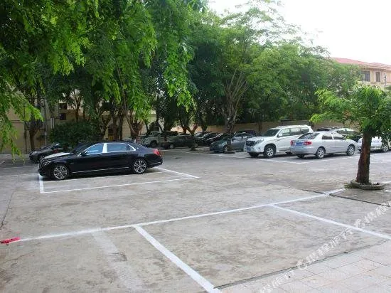 Huangqi Hotel - Image 1