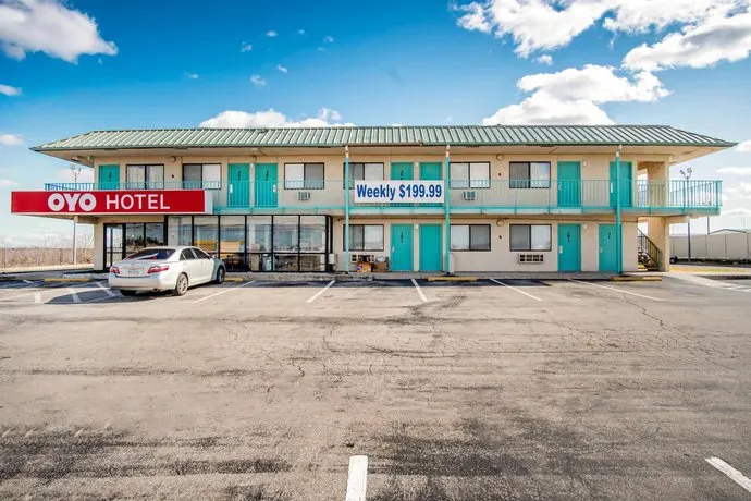 OYO Hotel Oklahoma City Northeast - Image 1
