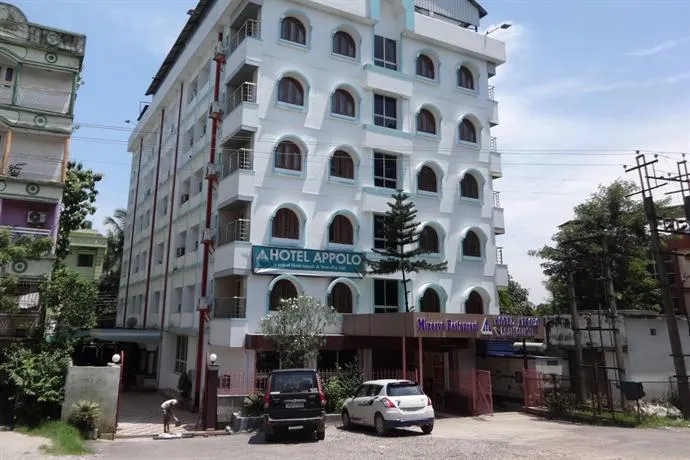 Hotel Appolo - Image 1