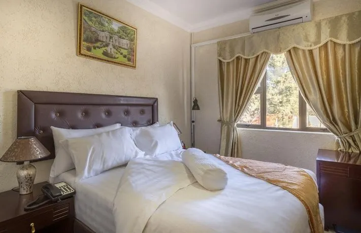 Solace Guesthouse & Spa - Image 1