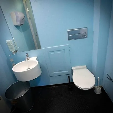 Bedwood Hostel - Image 1