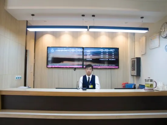 GreenTree Inn Express (Xi'an Road Metro Station) - Image 1