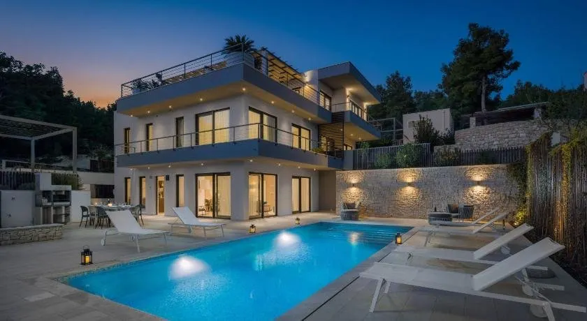 Luxury Villa Duboka View - Image 1