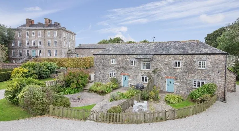 Kingston Estate - Image 1