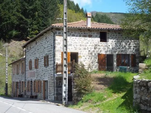 Gîte-La Combelle - Image 1