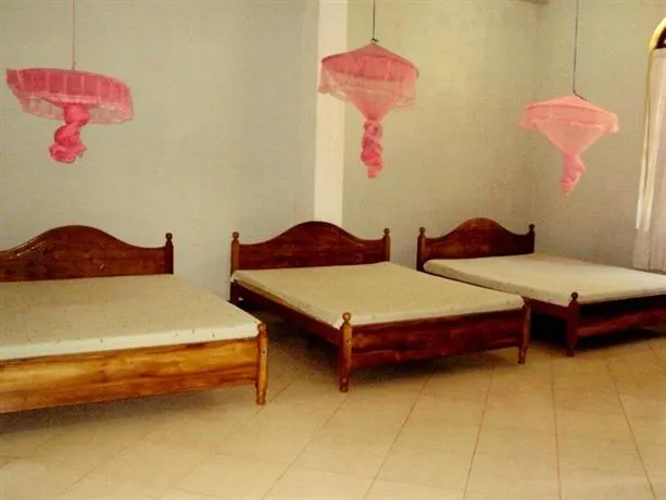 Kalpana Hotel & Restaurant - Image 1