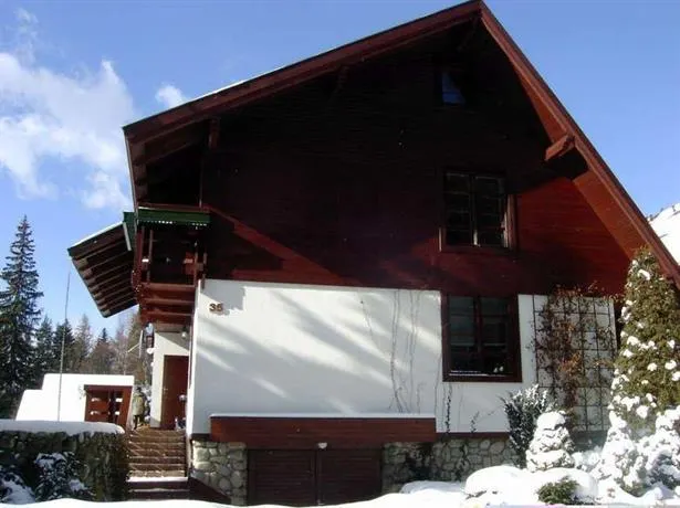 Holiday House No. 35 - Image 1
