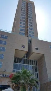 Isralux Apartmets - Image 1