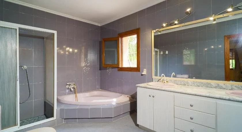 Villa Cantallops - Image 1