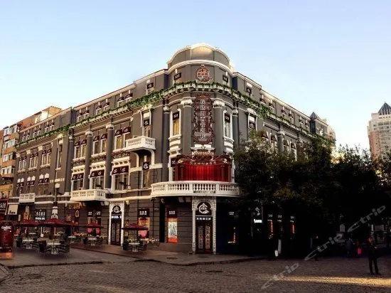 Aidiemu Boutique Inn - Image 1