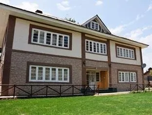 Homestay in Kashmir - Image 1