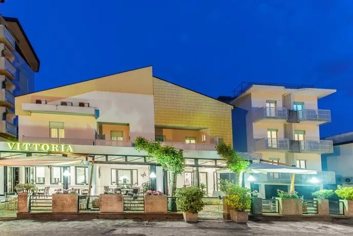 Hotel Vittoria - Image 1