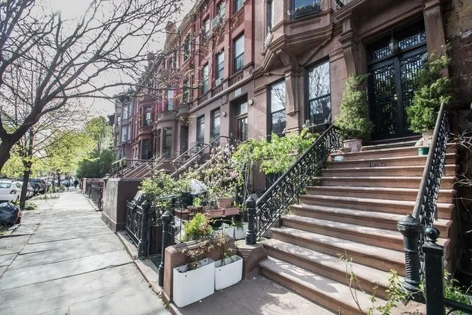 Brooklyn Getaways - Image 1